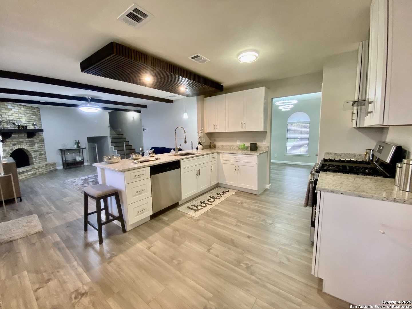 3573 Red Oak Lane San Antonio TX 78230