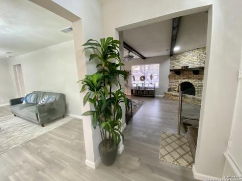 3573 Red Oak Lane San Antonio TX 78230