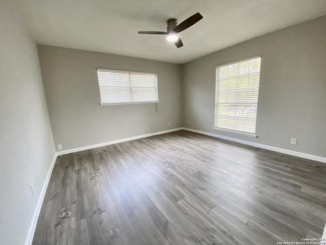 3573 Red Oak Lane San Antonio TX 78230
