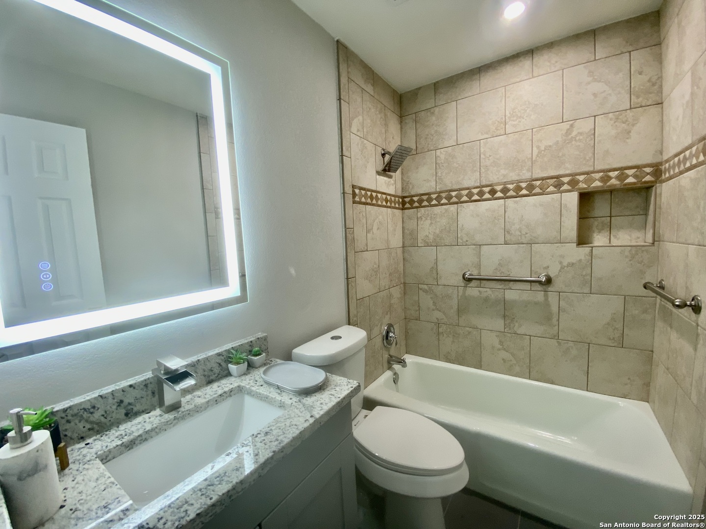 3573 Red Oak Lane San Antonio TX 78230