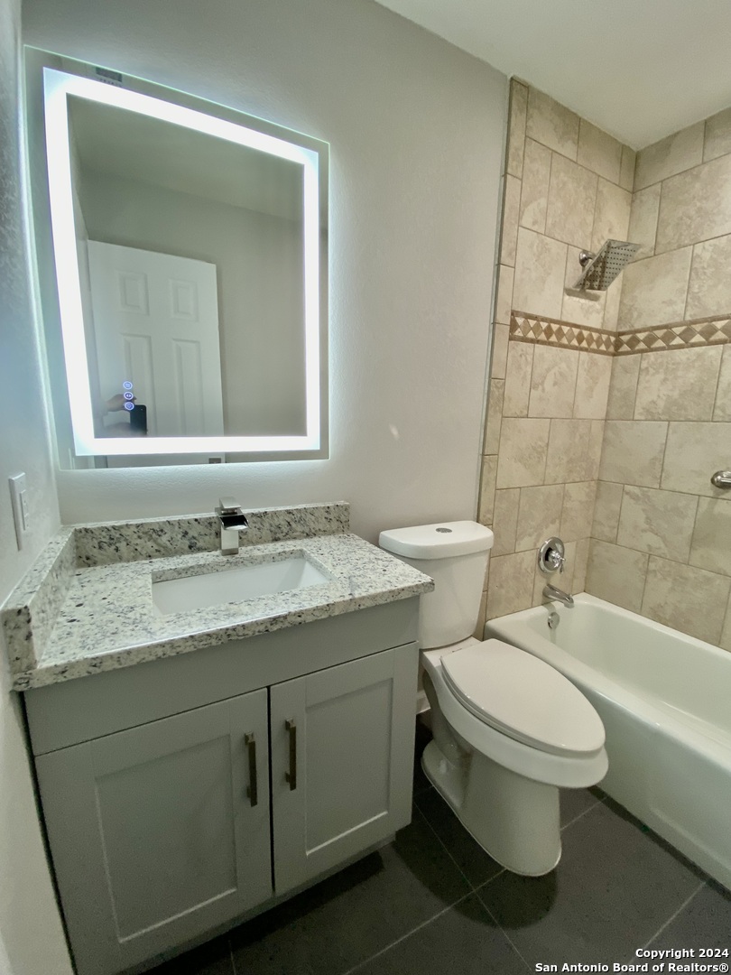 3573 Red Oak Lane San Antonio TX 78230