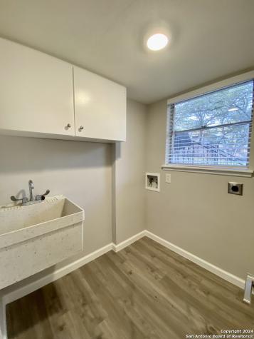 3573 Red Oak Lane San Antonio TX 78230