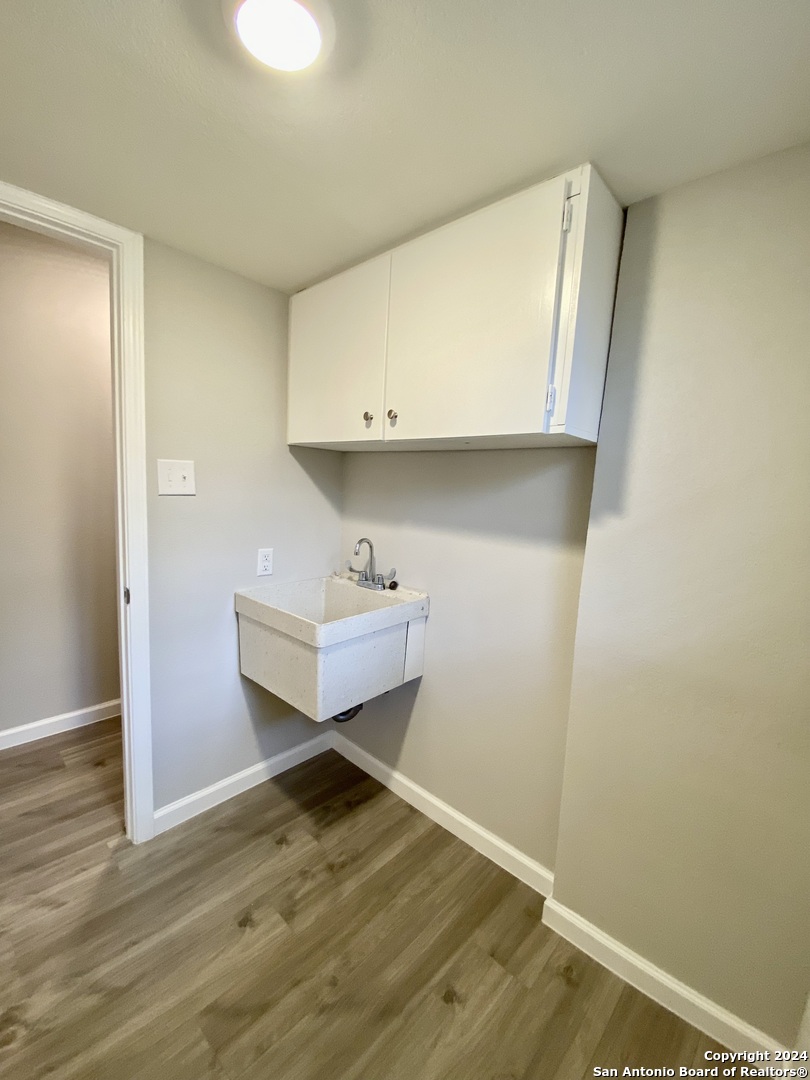 3573 Red Oak Lane San Antonio TX 78230