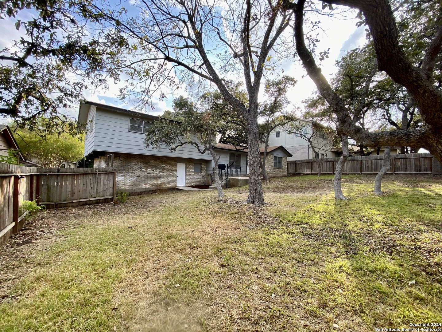 3573 Red Oak Lane San Antonio TX 78230