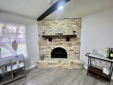 3573 Red Oak Lane San Antonio TX 78230