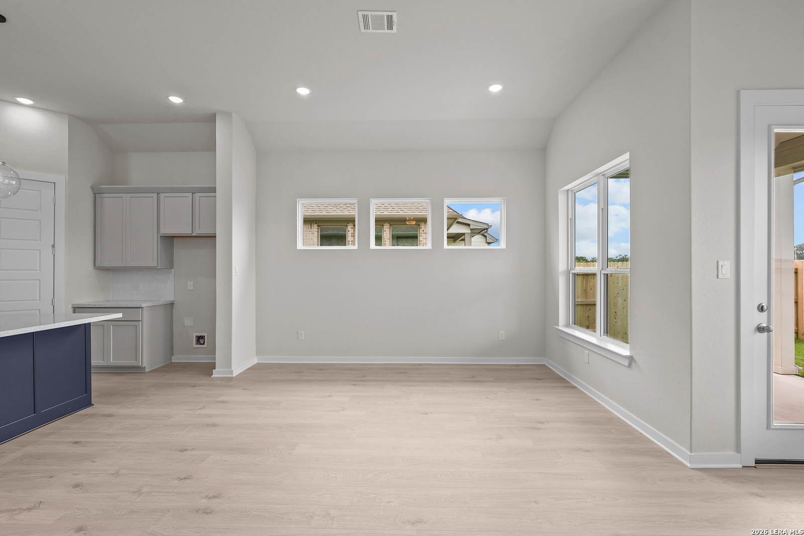 544 Paramus Park Cibolo TX 78108
