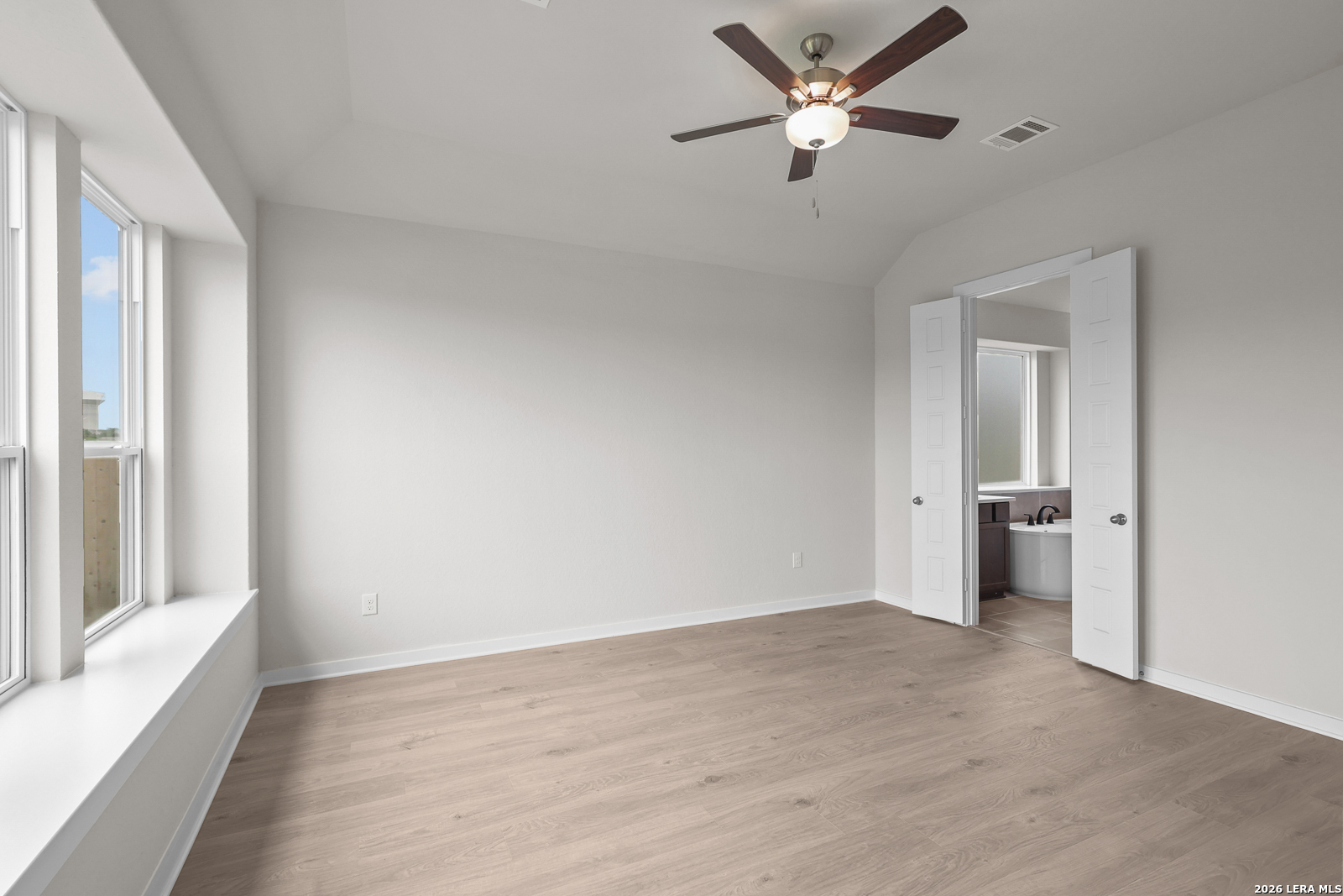 544 Paramus Park Cibolo TX 78108