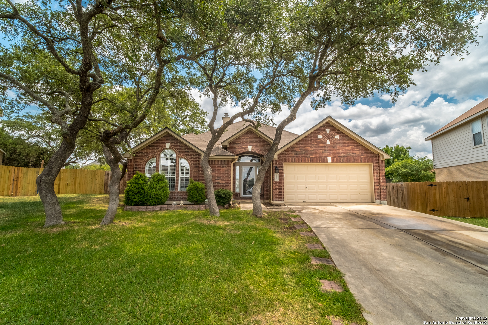 2214 Encino Dew San Antonio TX 78259