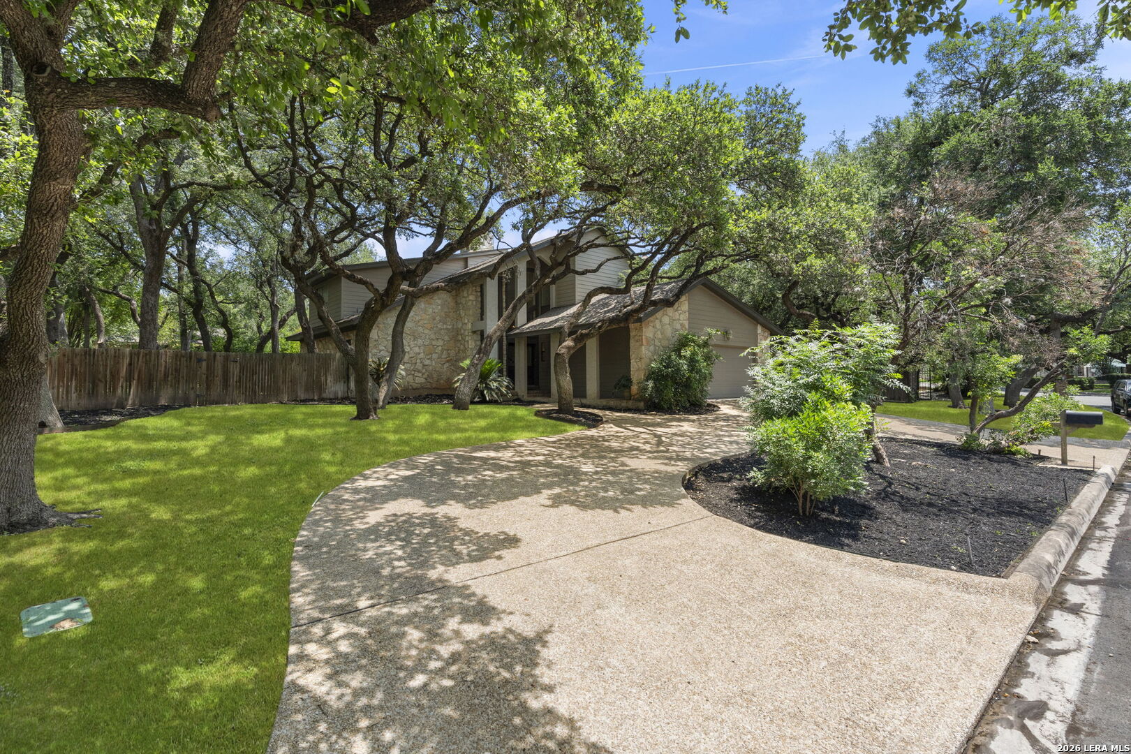 415 Woodway Forest Drive San Antonio TX 78216