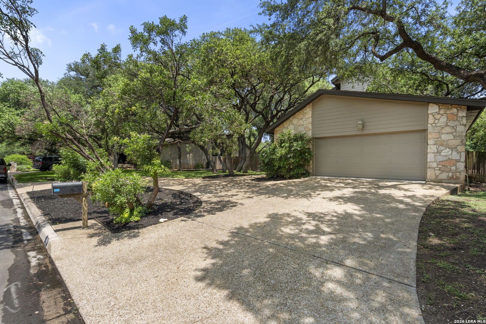 415 Woodway Forest Drive San Antonio TX 78216