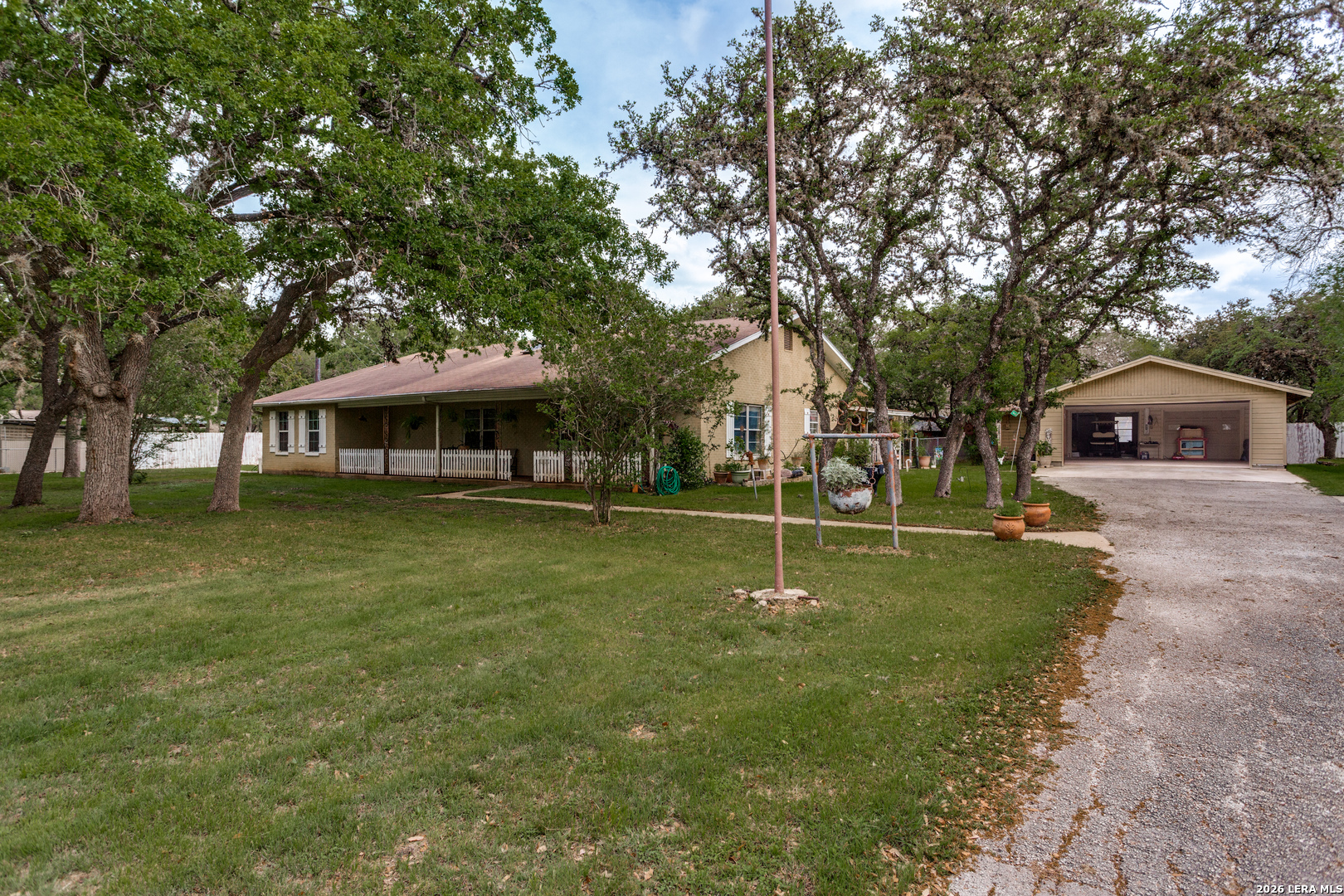 8910 Forest Trail San Antonio TX 78255