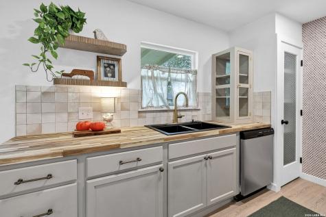 5914 Channcy Springs Street San Antonio TX 78233