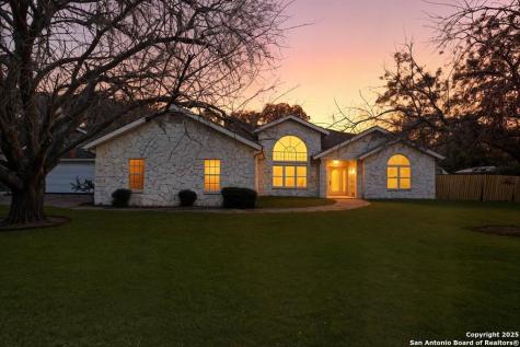 132 E Tall Timber Road Kerrville TX 78028