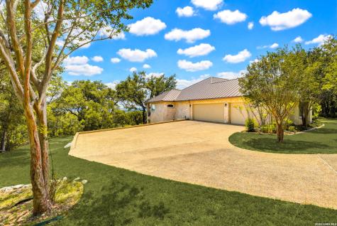 8134 Triple Crown Boerne TX 78015