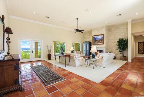 8134 Triple Crown Boerne TX 78015