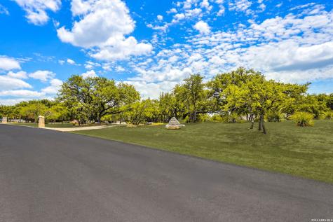 8134 Triple Crown Boerne TX 78015