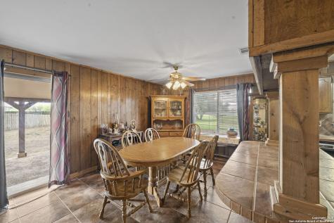311 Indian Pink Floresville TX 78114