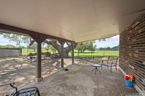 311 Indian Pink Floresville TX 78114