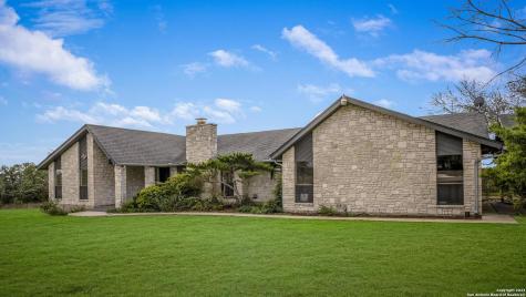 101 Wollschlaeger Drive Boerne TX 78006