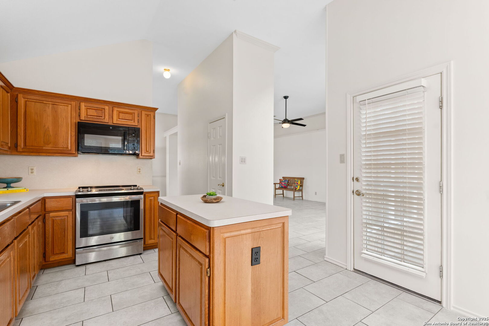 16407 Pemelm San Antonio TX 78240
