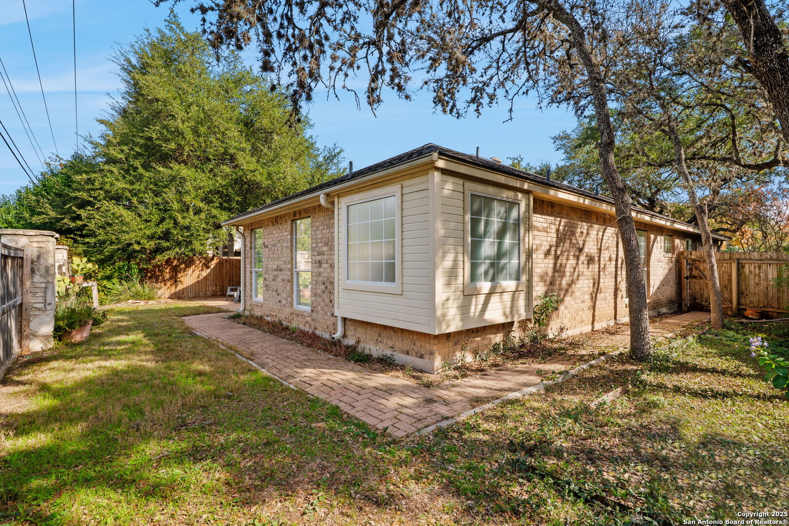 16407 Pemelm San Antonio TX 78240