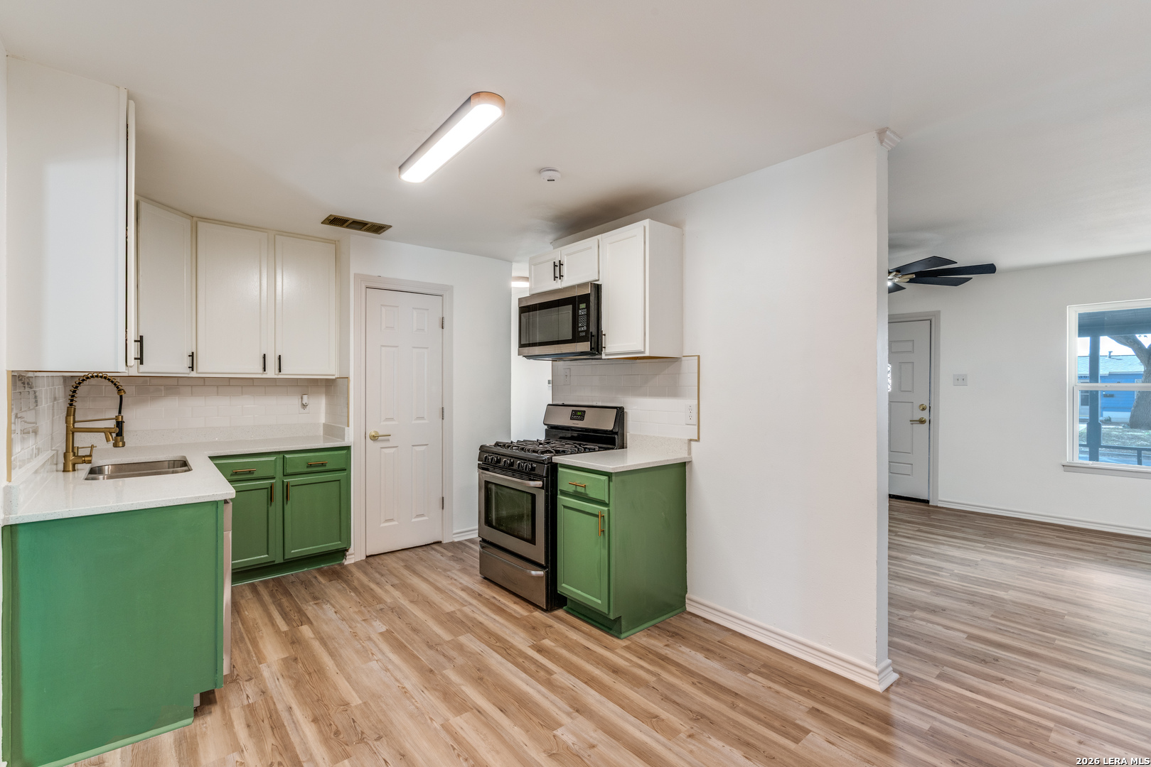 3611 Devon San Antonio TX 78223