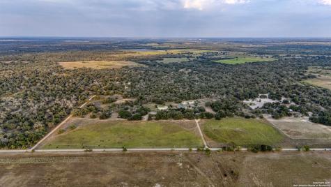 2605 Schuettig Road Poteet TX 78065
