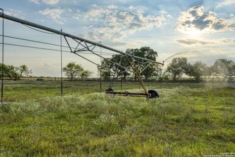 2605 Schuettig Road Poteet TX 78065