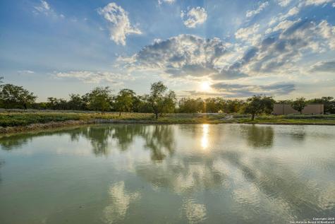 2605 Schuettig Road Poteet TX 78065