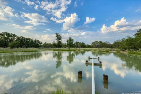 2605 Schuettig Road Poteet TX 78065