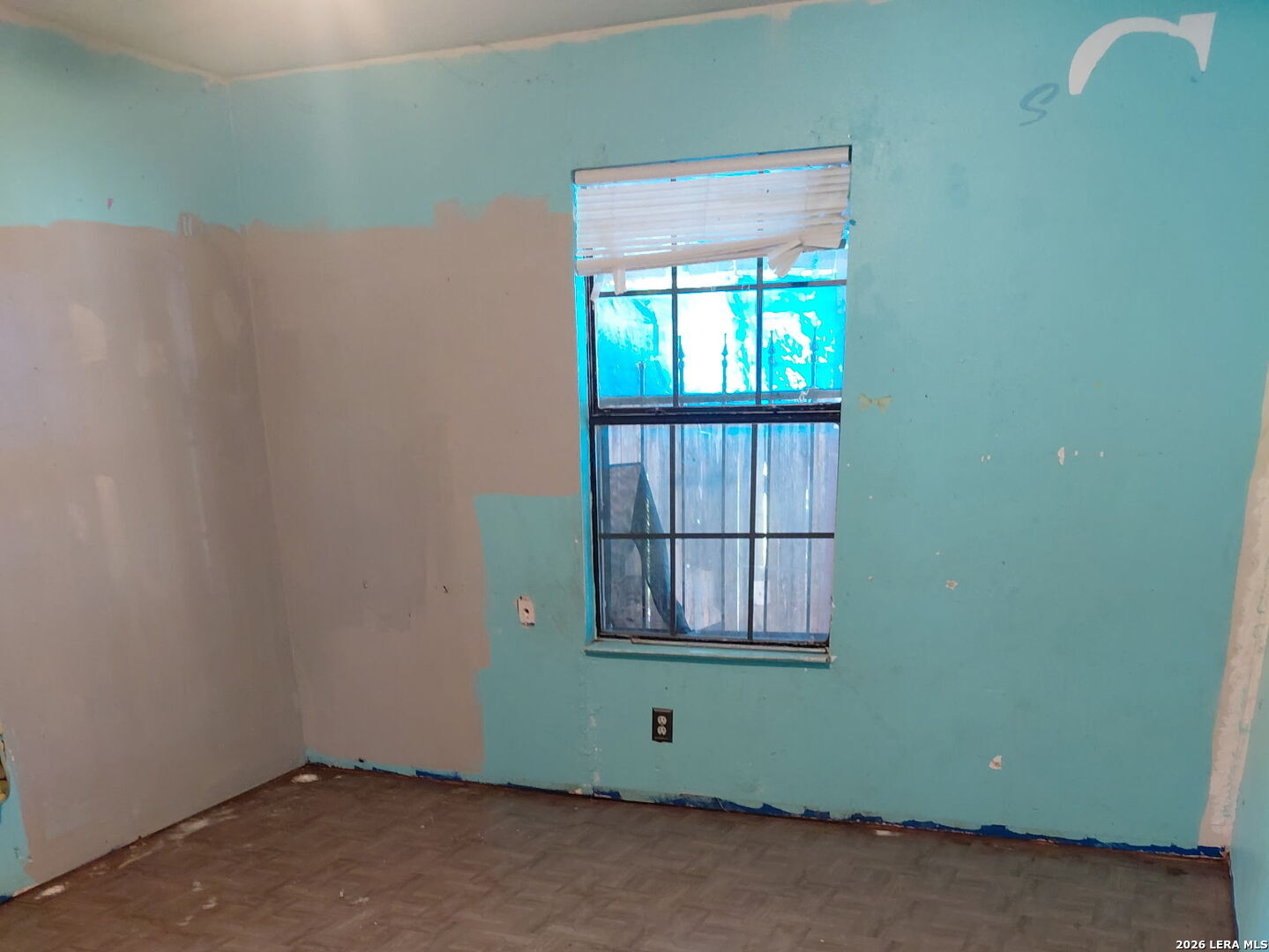 516 S San Eduardo San Antonio TX 78237