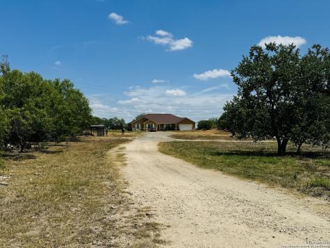 8546 Real Road San Antonio TX 78263