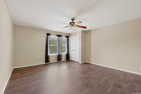 17031 Graham Walk San Antonio TX 78247