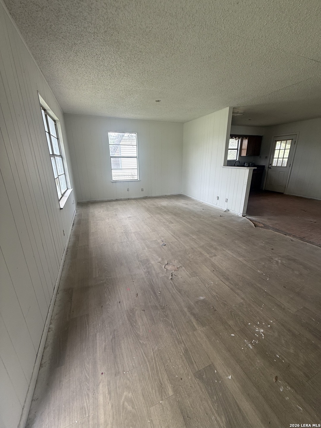 1025 Bowen Street Pleasanton TX 78064