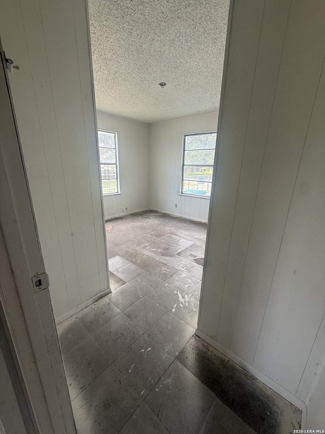 1025 Bowen Street Pleasanton TX 78064
