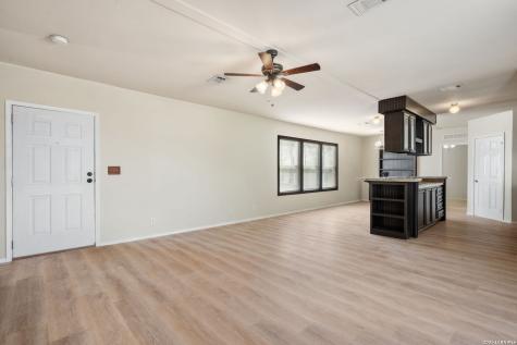 1102 Magnolia Street Jourdanton TX 78026