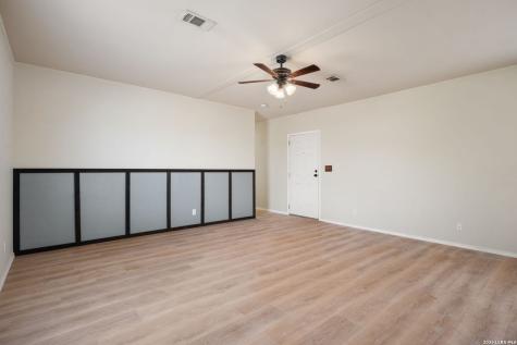 1102 Magnolia Street Jourdanton TX 78026