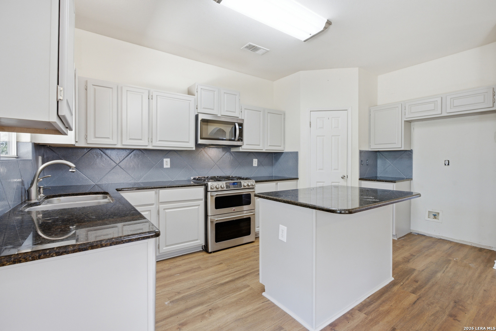 2314 Goat Hollow San Antonio TX 78232