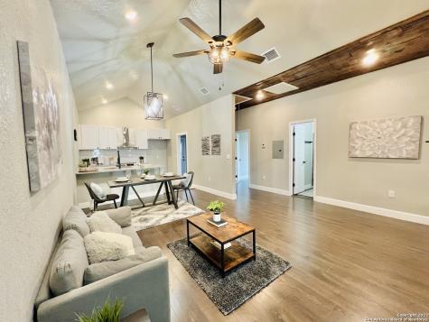 1103 Monterey Street San Antonio TX 78207