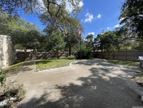 8702 Charro Lane San Antonio TX 78217