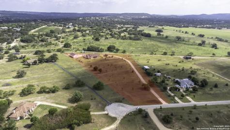 187 Tracks Center Point TX 78010