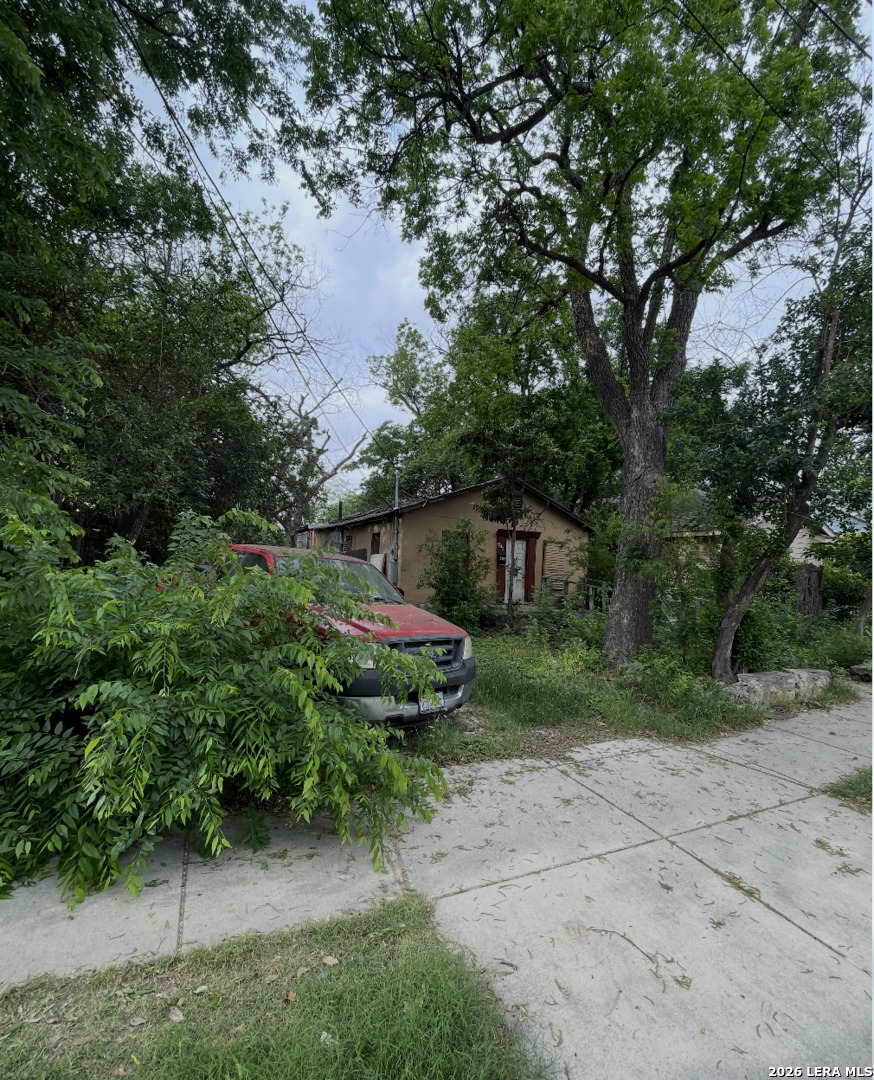 416 E Woodlawn Avenue San Antonio TX 78212