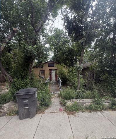 416 E Woodlawn Avenue San Antonio TX 78212