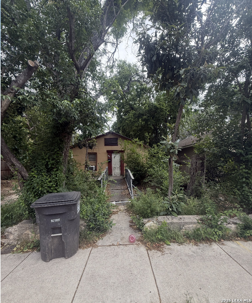 416 E Woodlawn Avenue San Antonio TX 78212
