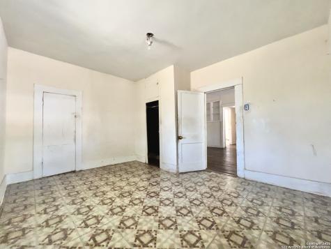 414 Moten Alley San Antonio TX 78202
