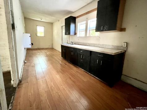 414 Moten Alley San Antonio TX 78202