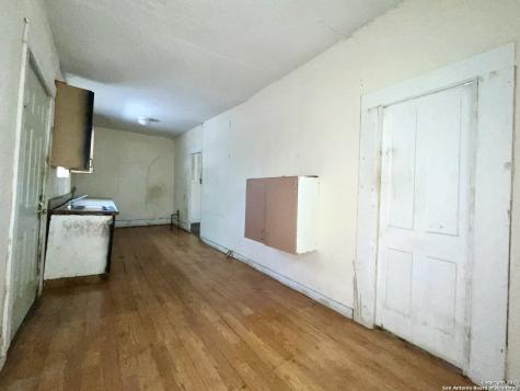 414 Moten Alley San Antonio TX 78202