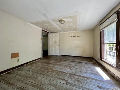 414 Moten Alley San Antonio TX 78202