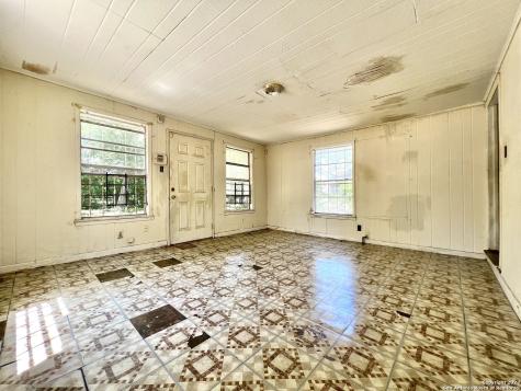 414 Moten Alley San Antonio TX 78202