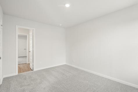 1228 Sweden Seguin TX 78155